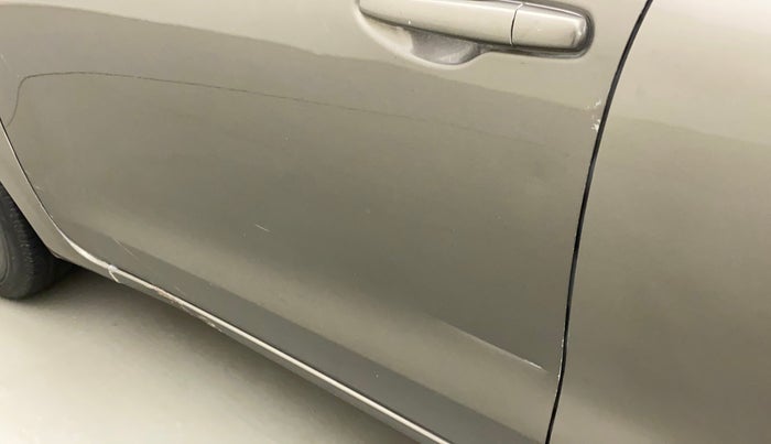 2018 Maruti Dzire VXI, Petrol, Manual, 62,621 km, Front passenger door - Slightly dented