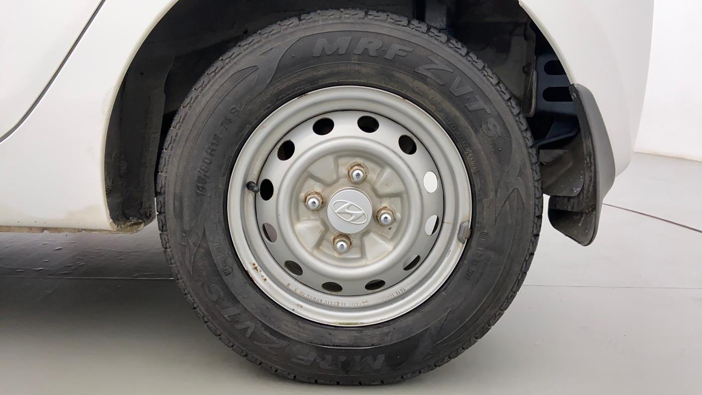 2015 Hyundai Eon ERA PLUS, Petrol, Manual, 24,073 km, Left Rear Wheel