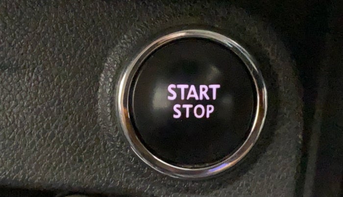 2018 Renault Captur RXT PETROL, Petrol, Manual, 52,702 km, Keyless Start/ Stop Button