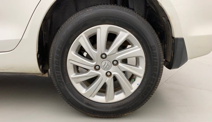 2015 Maruti Swift Dzire ZXI, Petrol, Manual, 1,43,094 km, Left Rear Wheel