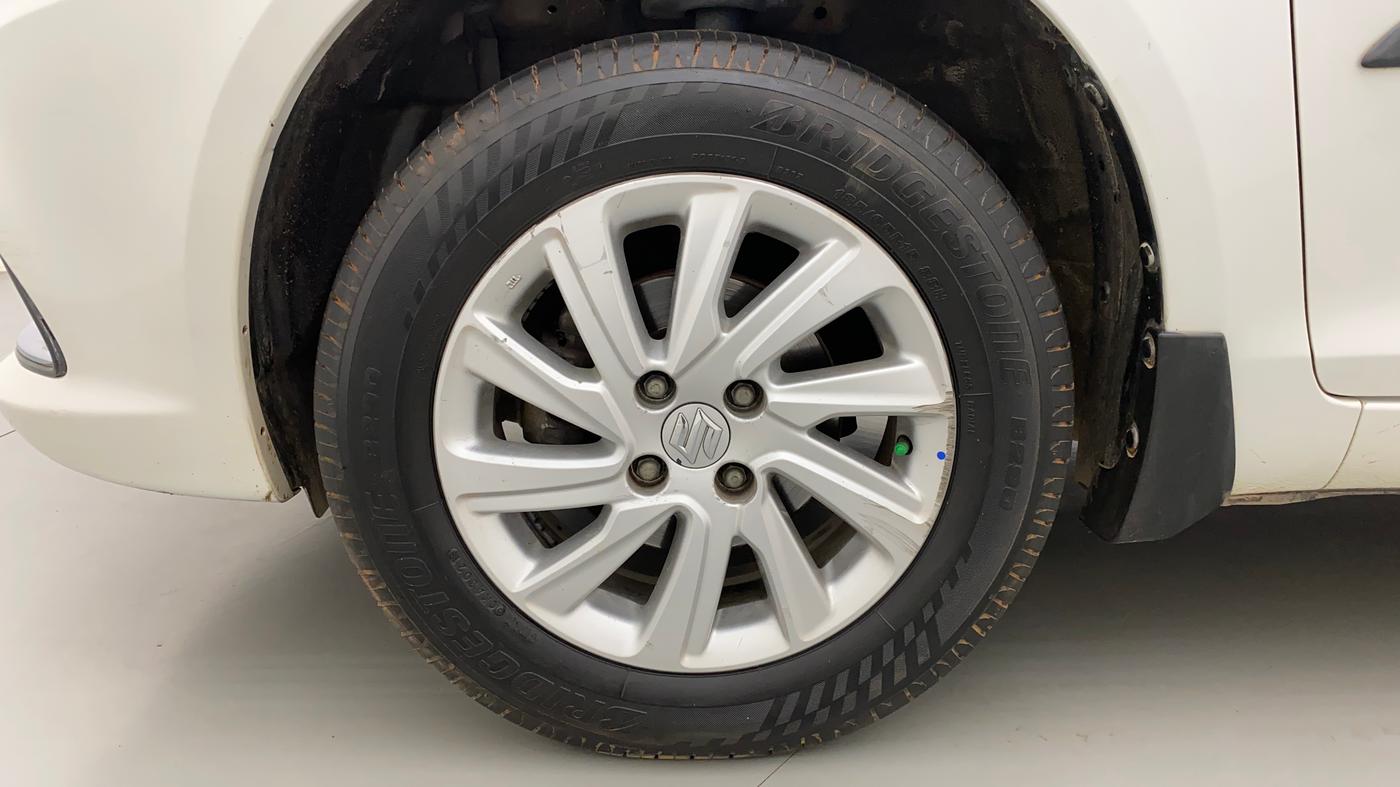 2015 Maruti Swift Dzire ZXI, Petrol, Manual, 1,43,094 km, Left Front Wheel