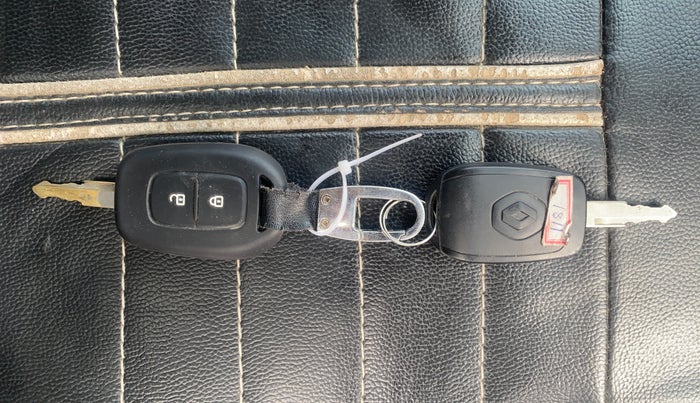 2019 Renault Kwid RXL, Petrol, Manual, 64,070 km, Key Close Up