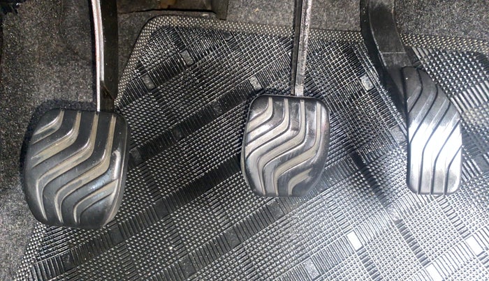 2019 Renault Kwid RXL, Petrol, Manual, 64,070 km, Pedals