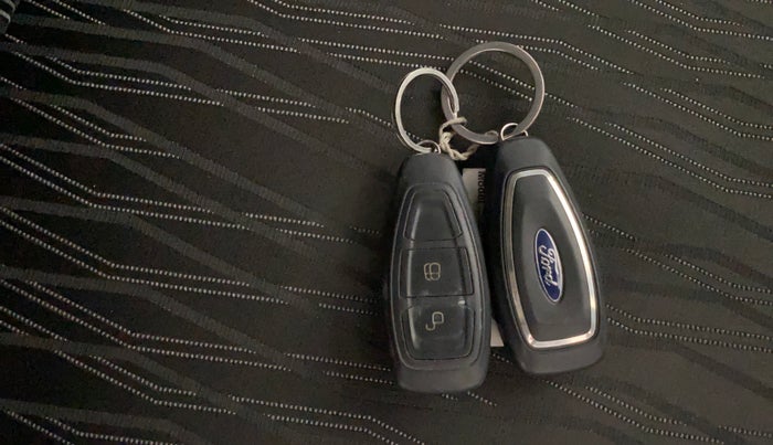 2016 Ford Ecosport TITANIUM 1.5L DIESEL, Diesel, Manual, 1,14,540 km, Key Close Up