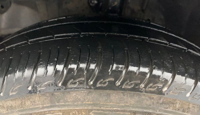 2016 Honda Amaze 1.2L I-VTEC VX, Petrol, Manual, 43,894 km, Left Front Tyre Tread