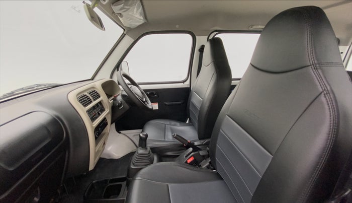 2022 Maruti Eeco 5 STR AC CNG (O), CNG, Manual, 5,804 km, Right Side Front Door Cabin