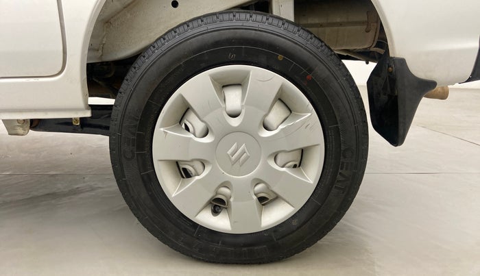 2022 Maruti Eeco 5 STR AC CNG (O), CNG, Manual, 5,804 km, Left Rear Wheel