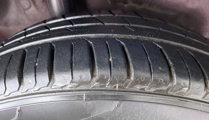 2015 Honda City 1.5L I-VTEC VX CVT, Petrol, Automatic, 35,267 km, Right Rear Tyre Tread