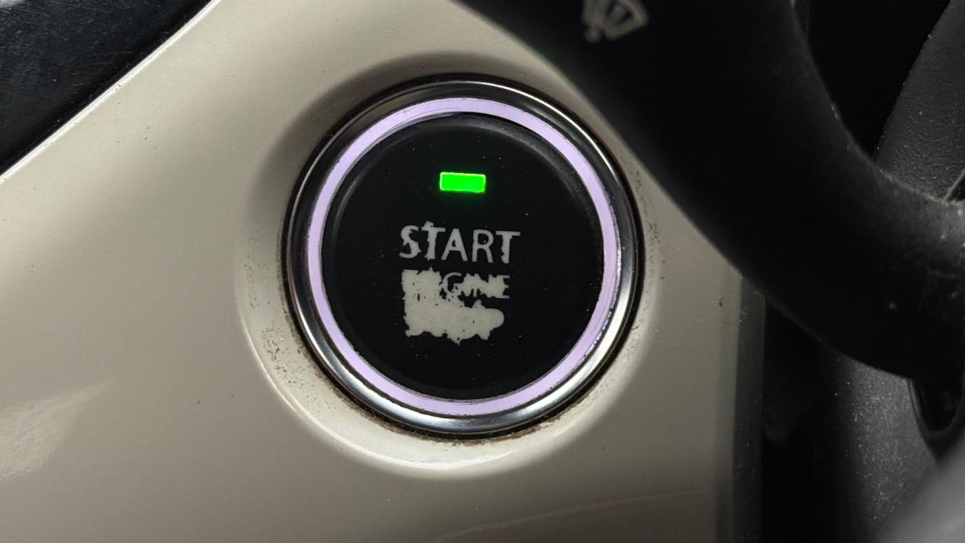 2020 Tata NEXON XZ PLUS PETROL, CNG, Manual, 91,246 km, Keyless Start/ Stop Button