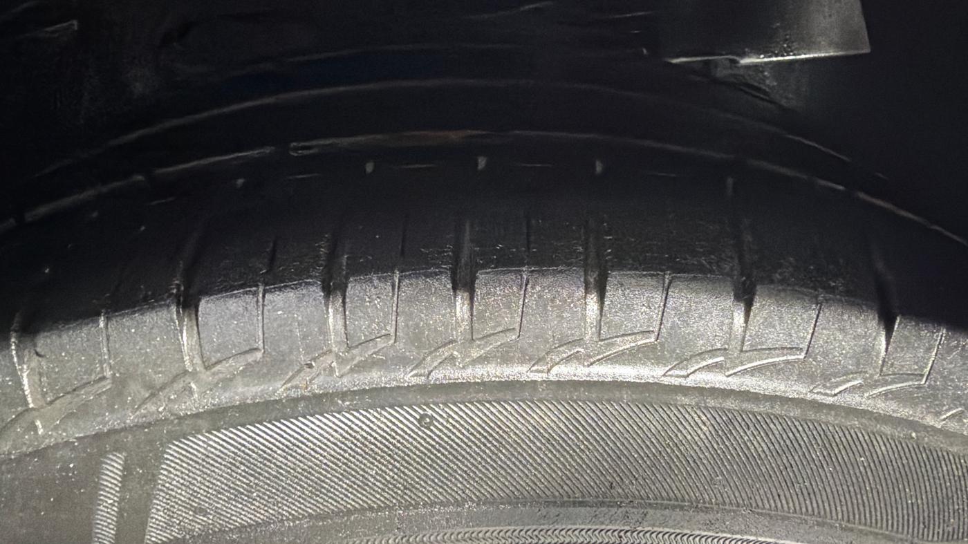 2020 Tata NEXON XZ PLUS PETROL, CNG, Manual, 91,246 km, Right Front Tyre Tread