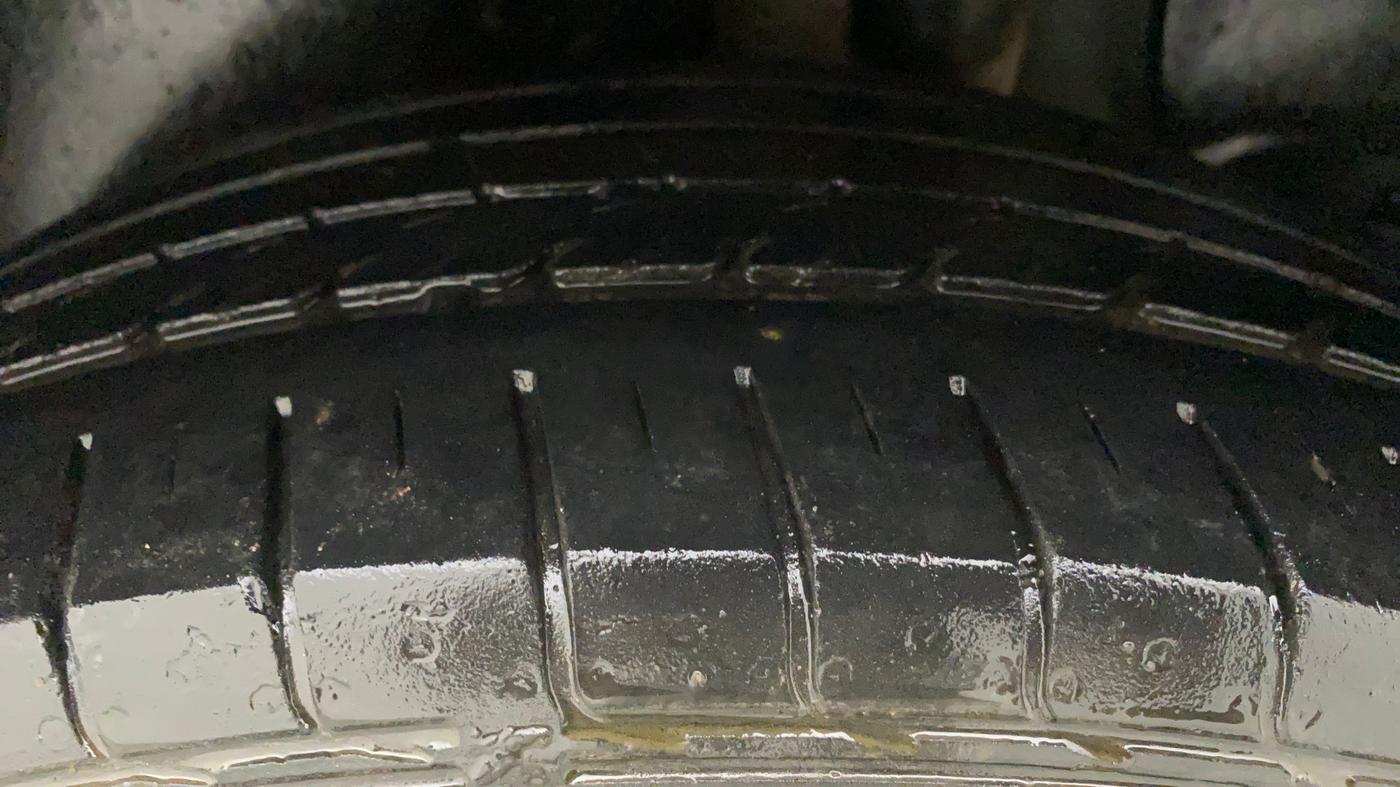 2015 Hyundai Creta S 1.6 PETROL, Petrol, Manual, 70,808 km, Left Rear Tyre Tread