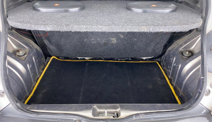 2018 Renault Kwid RXL, Petrol, Manual, 66,229 km, Boot Inside