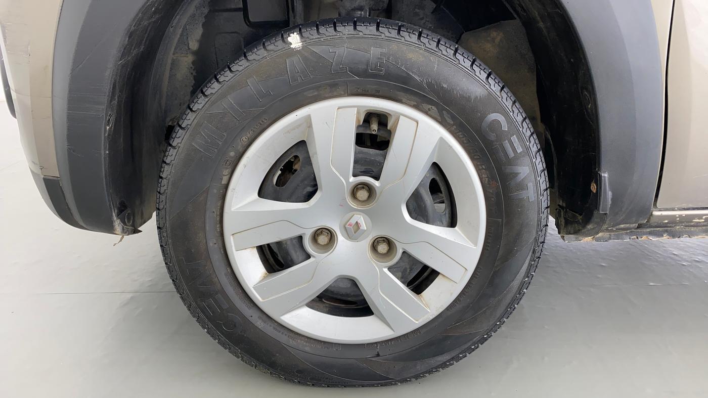 2018 Renault Kwid RXL, Petrol, Manual, 66,229 km, Left Front Wheel