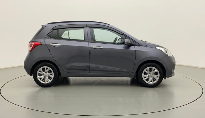 2017 Hyundai Grand i10 SPORTZ (O) 1.2 KAPPA VTVT, Petrol, Manual, 52,942 km, Right Side View