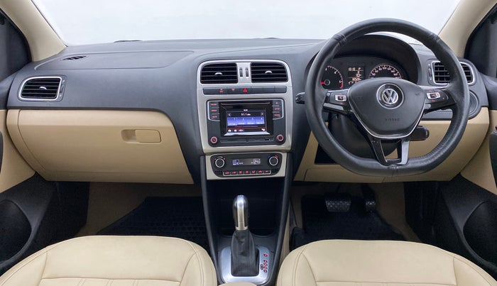 2017 Volkswagen Ameo HIGHLINE 1.5L AT (D), Diesel, Automatic, 82,528 km, Dashboard