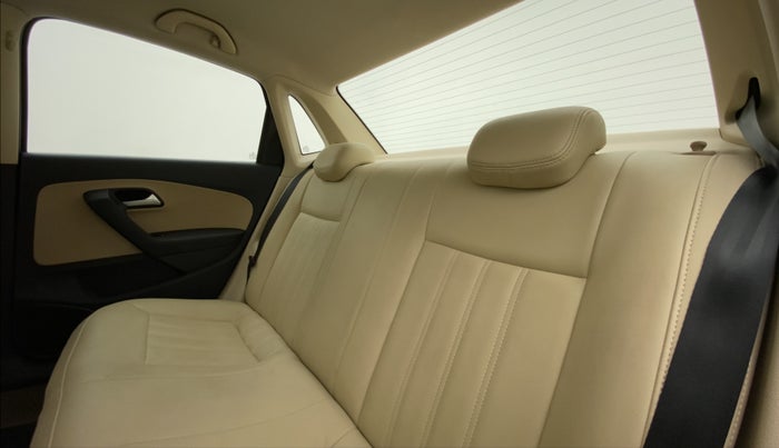 2017 Volkswagen Ameo HIGHLINE 1.5L AT (D), Diesel, Automatic, 82,528 km, Right Side Rear Door Cabin