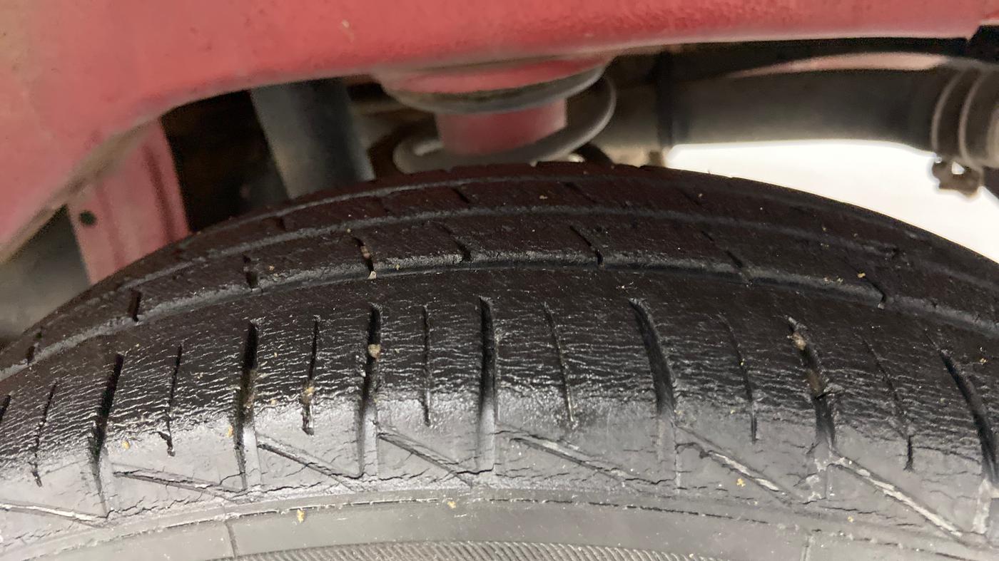 2019 Maruti Alto LXI, Petrol, Manual, 38,898 km, Left Rear Tyre Tread