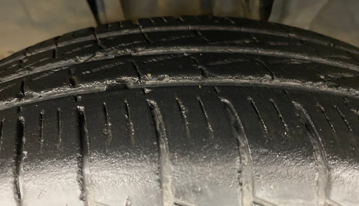 2019 Renault TRIBER 1.0 RXZ, Petrol, Manual, 22,161 km, Left Front Tyre Tread
