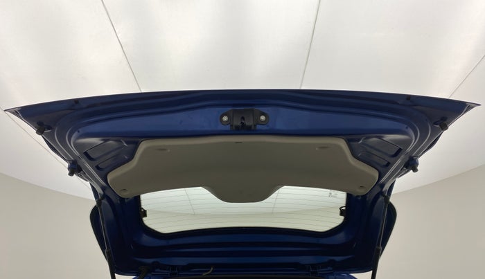 2019 Renault TRIBER 1.0 RXZ, Petrol, Manual, 22,161 km, Boot Door Open