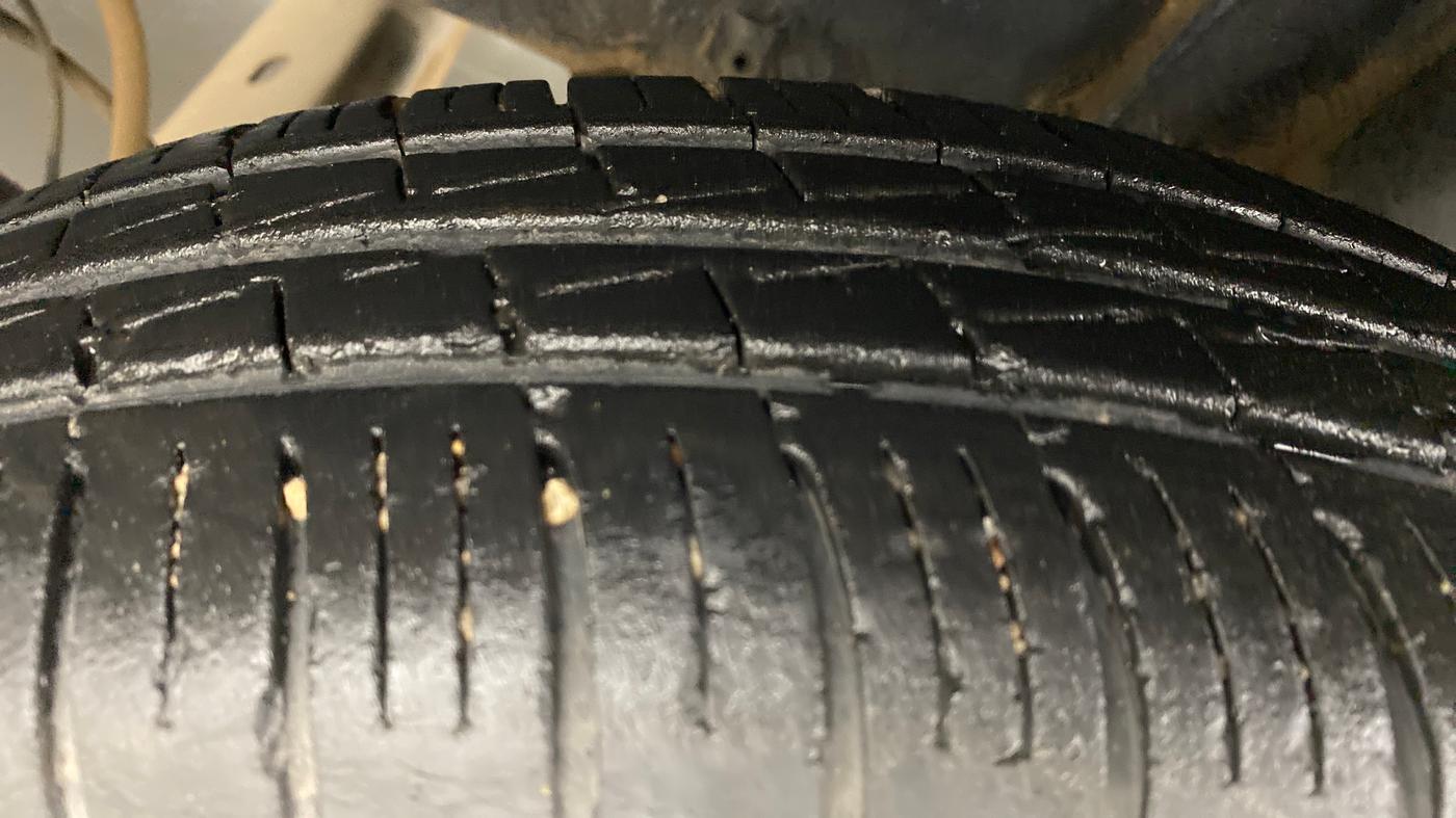 2019 Renault TRIBER 1.0 RXZ, Petrol, Manual, 22,161 km, Right Rear Tyre Tread