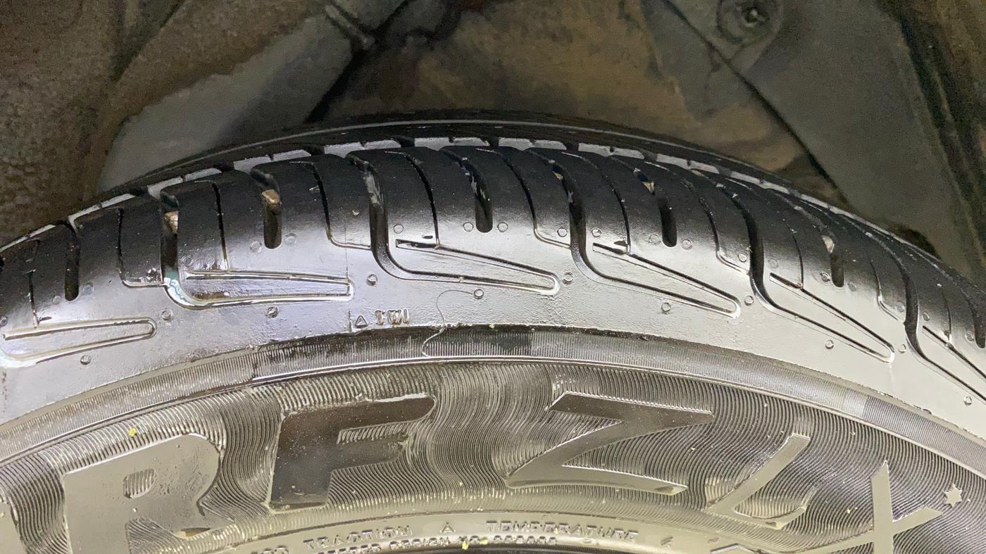 2014 Hyundai i20 MAGNA 1.2, Petrol, Manual, 18,284 km, Left Rear Tyre Tread