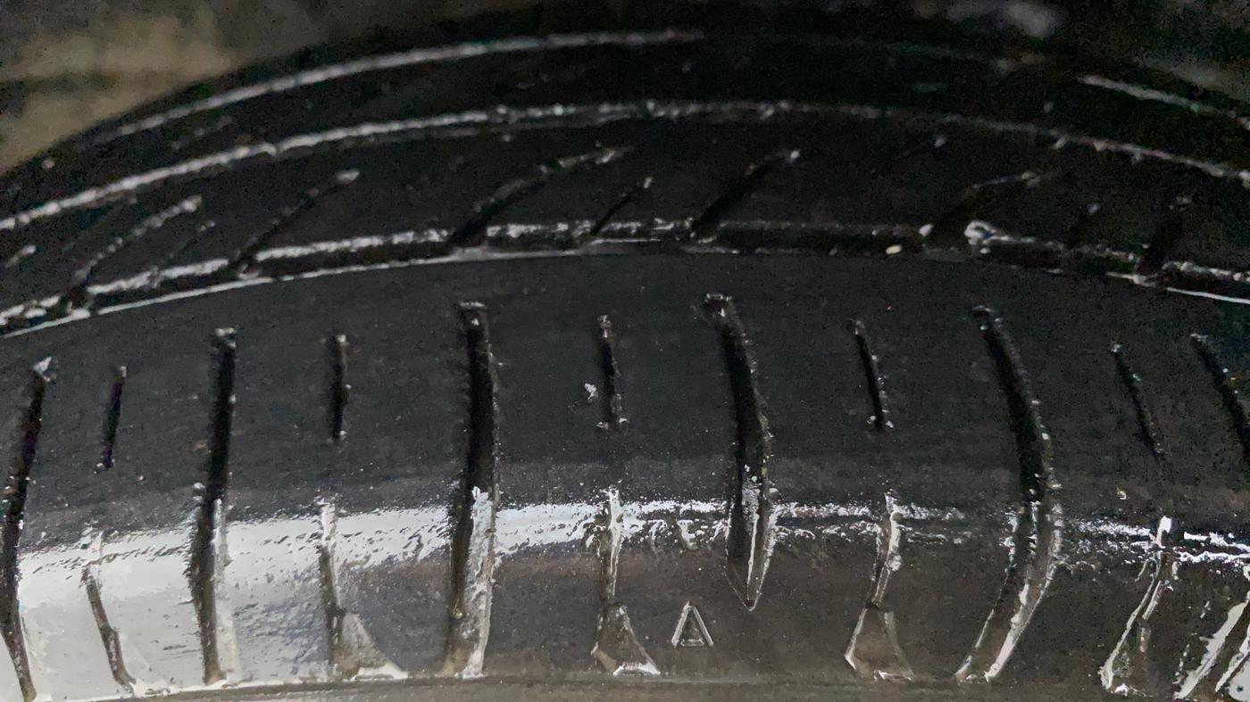 2012 Maruti Wagon R 1.0 LXI CNG, CNG, Manual, 59,435 km, Left Front Tyre Tread