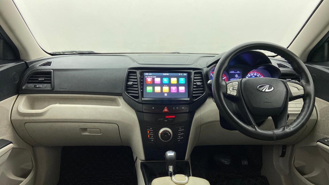 2021 Mahindra XUV300 1.2 W6 AT, Petrol, Automatic, 25,852 km, Dashboard