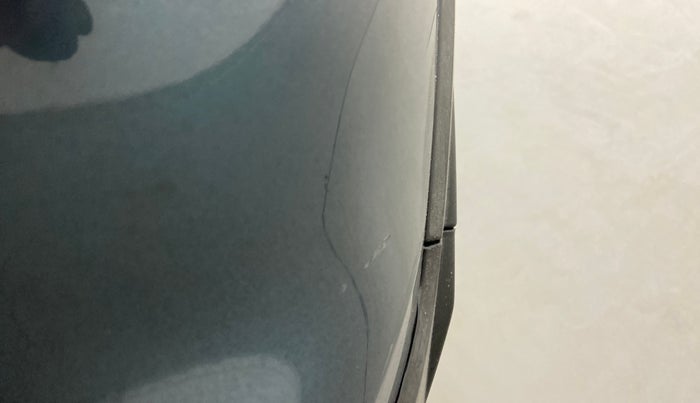 2021 Mahindra XUV300 1.2 W6 AT, Petrol, Automatic, 25,852 km, Rear bumper - Minor scratches