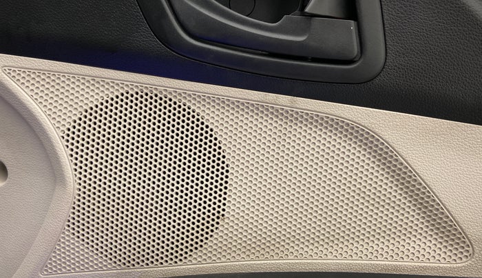 2021 Mahindra XUV300 1.2 W6 AT, Petrol, Automatic, 25,852 km, Speaker