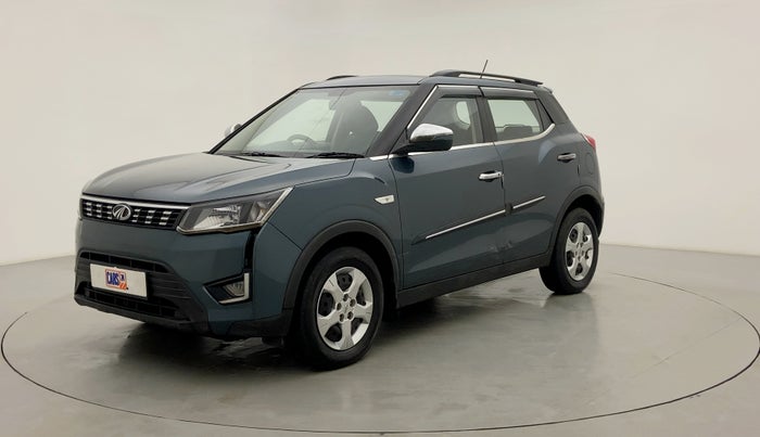 2021 Mahindra XUV300 1.2 W6 AT, Petrol, Automatic, 25,852 km, Left Front Diagonal