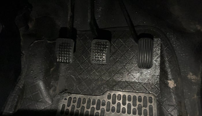 2018 Tata TIGOR XT PETROL, Petrol, Manual, 86,997 km, Pedals