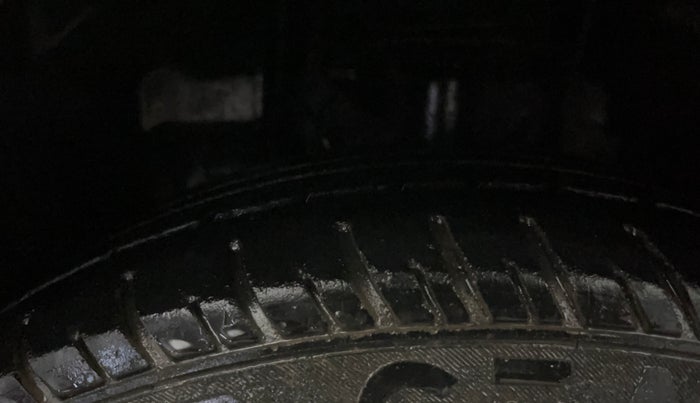 2018 Tata TIGOR XT PETROL, Petrol, Manual, 86,997 km, Left Front Tyre Tread