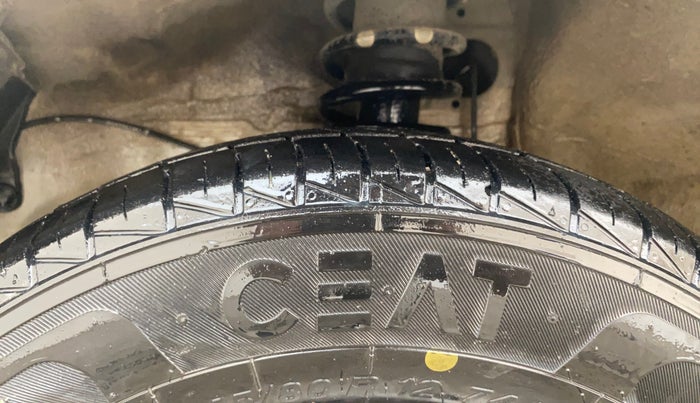 2020 Maruti Alto VXI, Petrol, Manual, 39,323 km, Left Front Tyre Tread