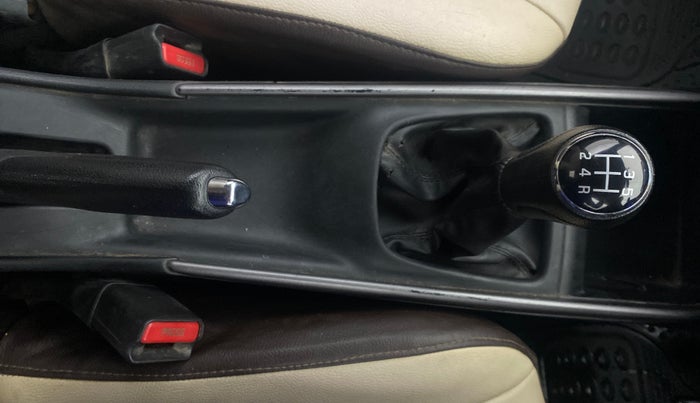 2021 Maruti Baleno DELTA PETROL 1.2, Petrol, Manual, 84,397 km, Gear Lever