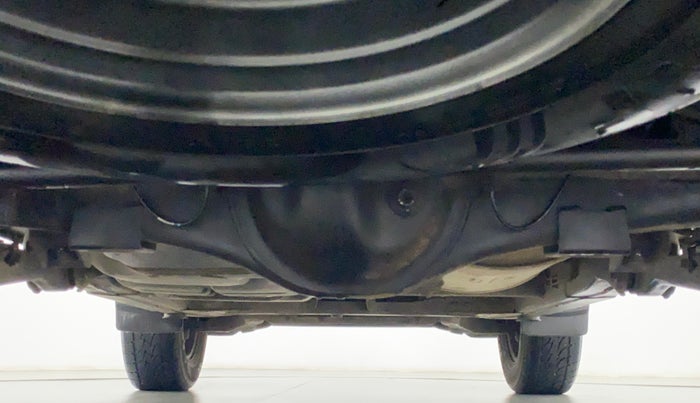 2017 Mahindra Scorpio S4+Intelli Hybrid 2WD, Diesel, Manual, 33,431 km, Rear Underbody