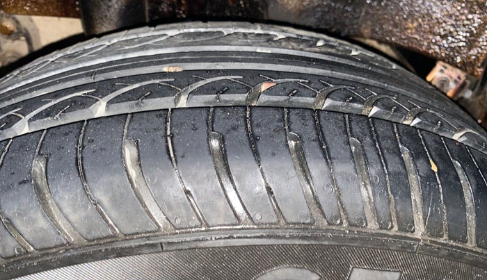 2018 Mahindra KUV 100 NXT K2 D 6S, Diesel, Manual, 68,448 km, Right Rear Tyre Tread