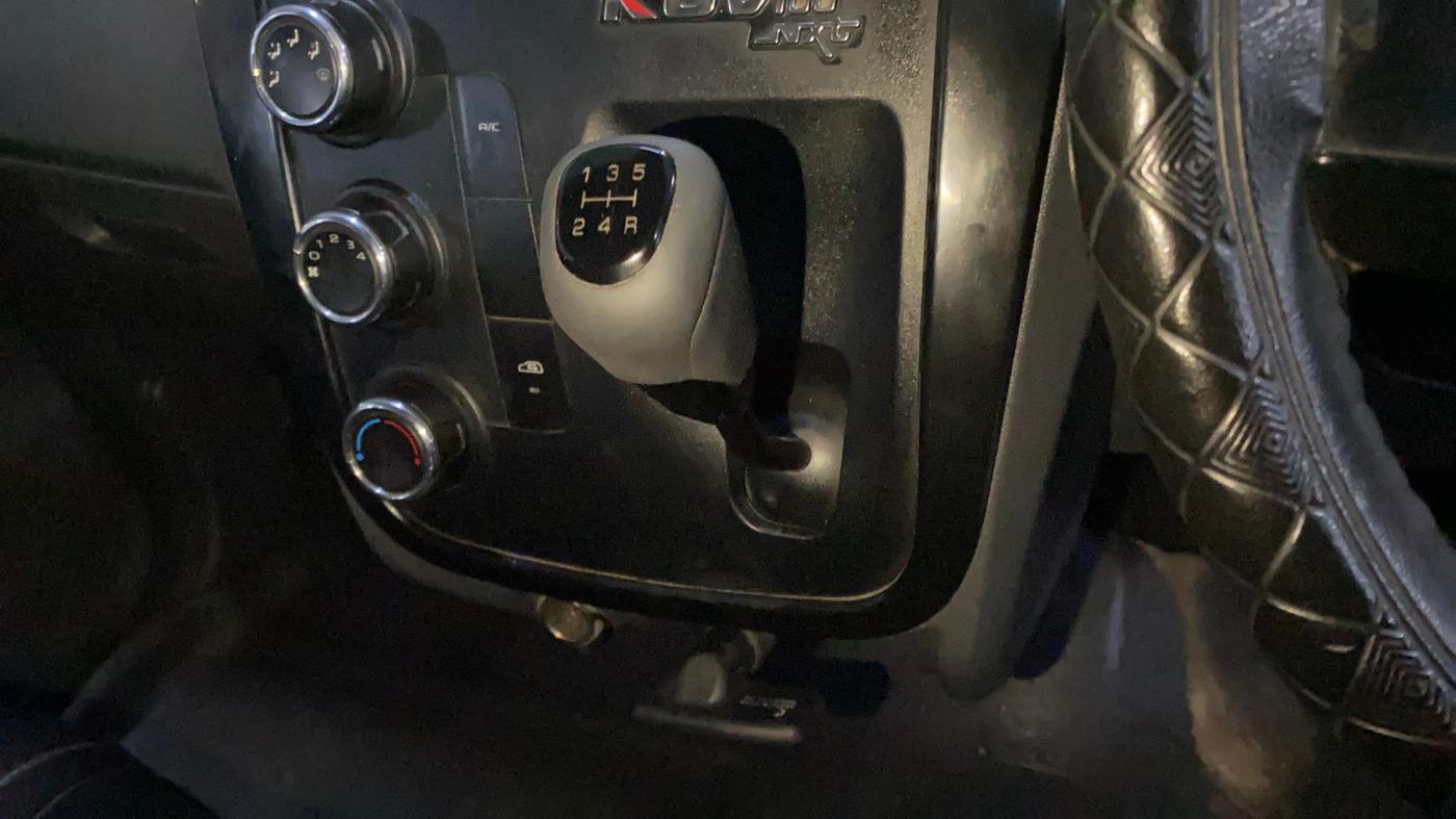 2018 Mahindra KUV 100 NXT K2 D 6S, Diesel, Manual, 68,448 km, Gear Lever