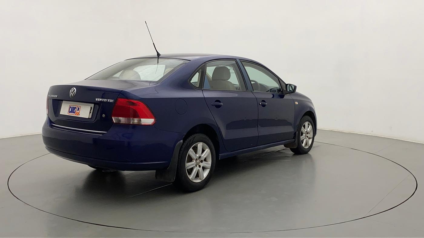 2011 Volkswagen Vento HIGHLINE DIESEL 1.6, Diesel, Manual, 99,527 km, Right Back Diagonal