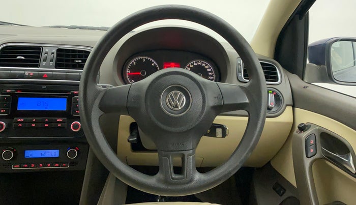 2011 Volkswagen Vento HIGHLINE DIESEL 1.6, Diesel, Manual, 99,527 km, Steering Wheel Close Up