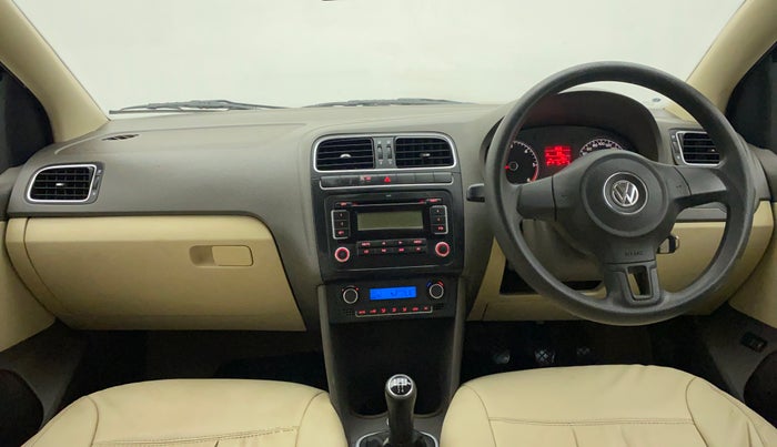 2011 Volkswagen Vento HIGHLINE DIESEL 1.6, Diesel, Manual, 99,527 km, Dashboard