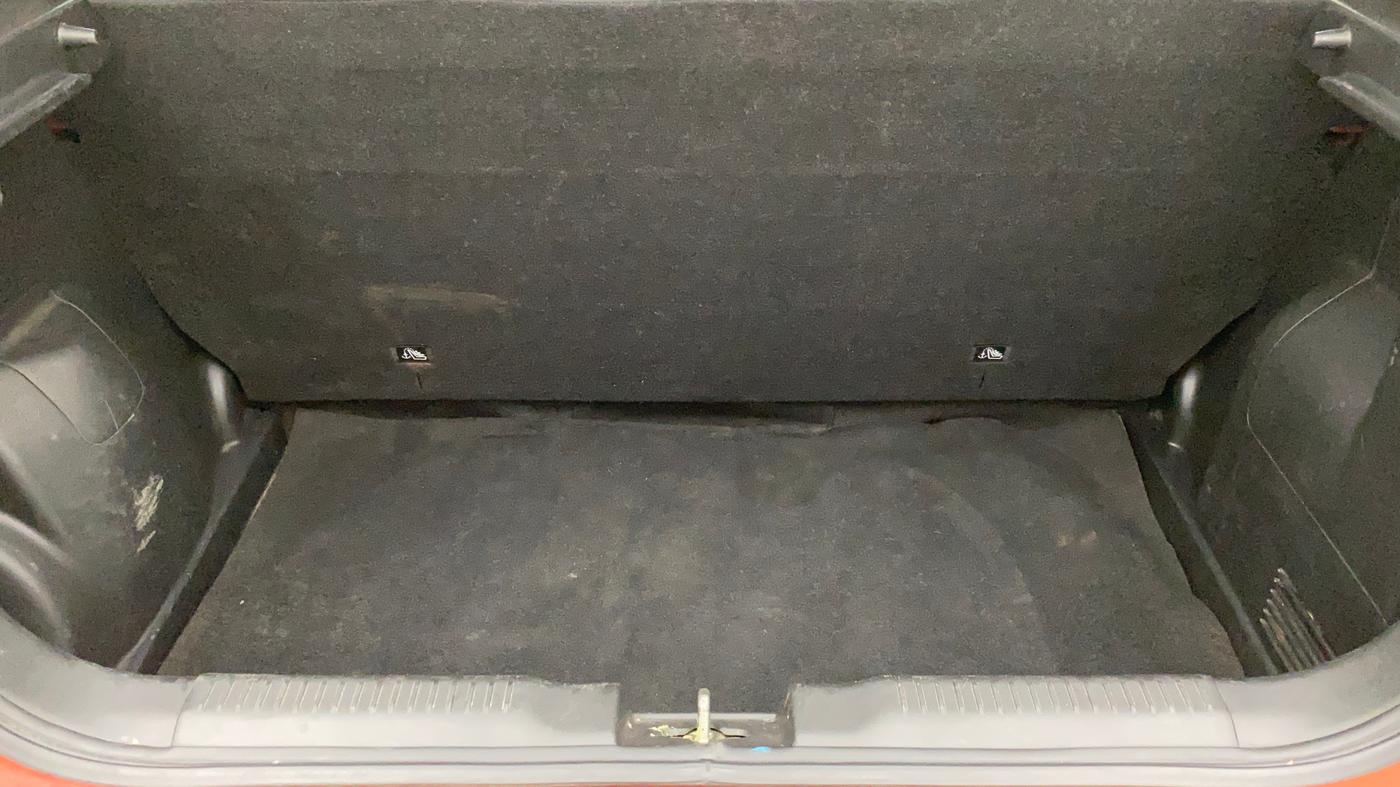 2018 Maruti Swift VXI AMT, Petrol, Automatic, 87,805 km, Boot Inside
