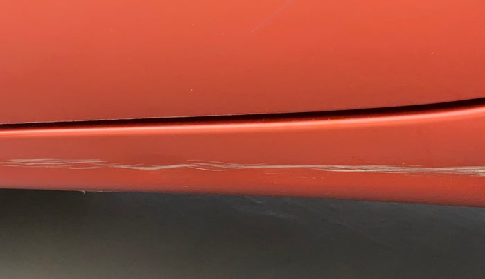 2018 Maruti Swift VXI AMT, Petrol, Automatic, 87,805 km, Left running board - Minor scratches