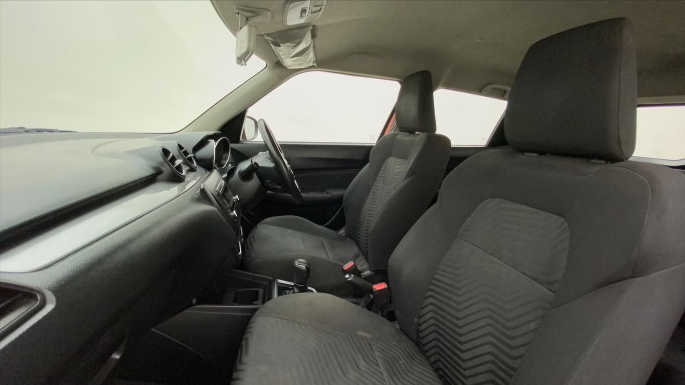 2018 Maruti Swift VXI AMT, Petrol, Automatic, 87,805 km, Right Side Front Door Cabin