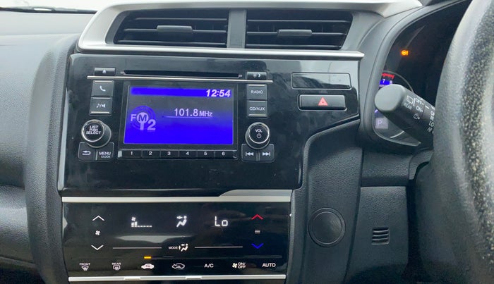 2016 Honda Jazz 1.2 V AT, Petrol, Automatic, 42,593 km, Air Conditioner