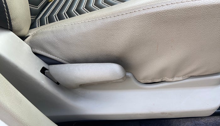 2016 Maruti Celerio VXI AMT, Petrol, Automatic, 34,928 km, Driver Side Adjustment Panel