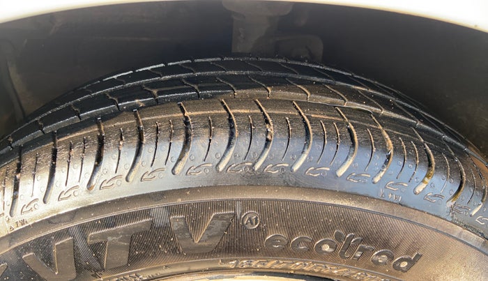 2016 Maruti Celerio VXI AMT, Petrol, Automatic, 34,928 km, Left Front Tyre Tread