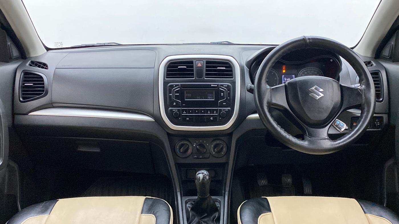 2016 Maruti Vitara Brezza LDI OPT, Diesel, Manual, 94,736 km, Dashboard