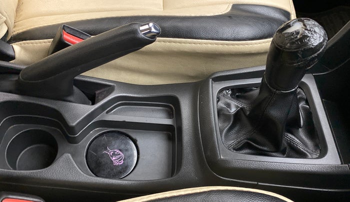 2016 Maruti Vitara Brezza LDI OPT, Diesel, Manual, 94,736 km, Gear Lever