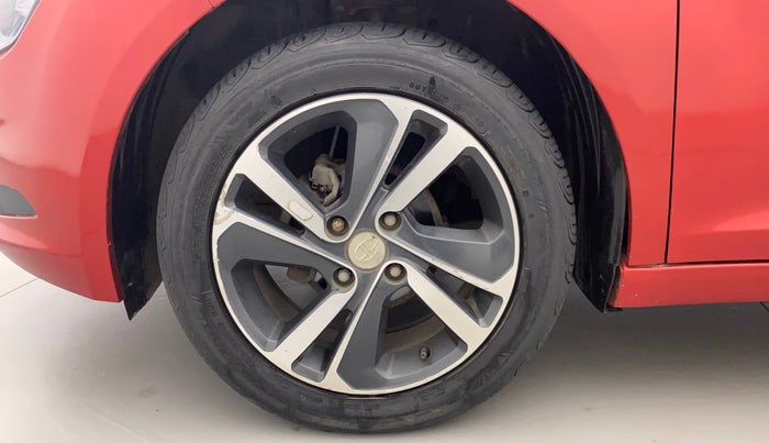 2021 Tata ALTROZ XZ PLUS PETROL, Petrol, Manual, 25,858 km, Left Front Wheel