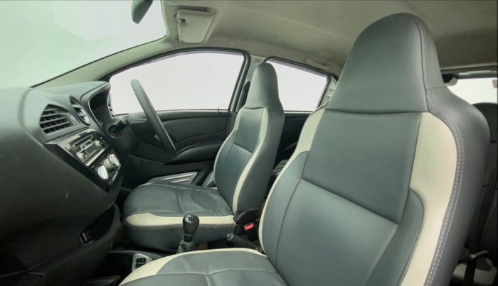 2017 Datsun Redi Go T (O), Petrol, Manual, 79,958 km, Right Side Front Door Cabin